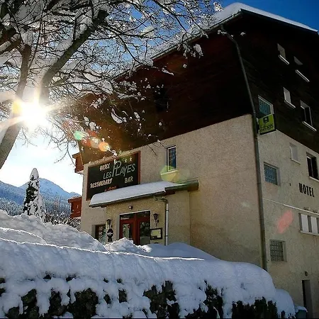 Hotel Logis Les Playes 3*